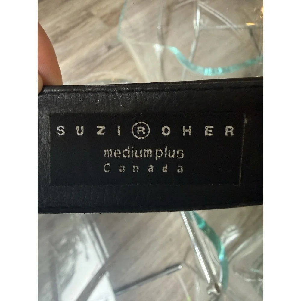 Suzi Oher Medium Black Stretch Gold O Ring Belt Buckle Made in Canada